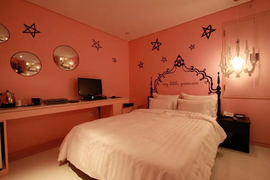 סיאול Shinchon Y Hotel 0*,